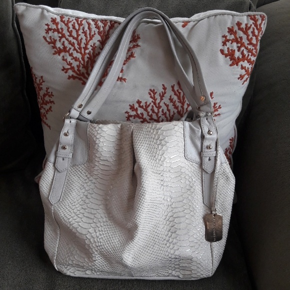 Vince Camuto Handbags - Vince Camuto Snakeskin Handbag